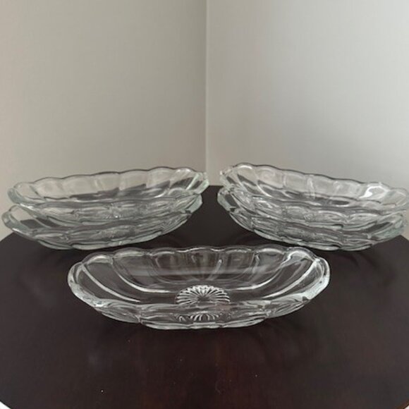 Set of Five Anchor Hocking Glass Banana Split Dishes - Picture 1 of 4